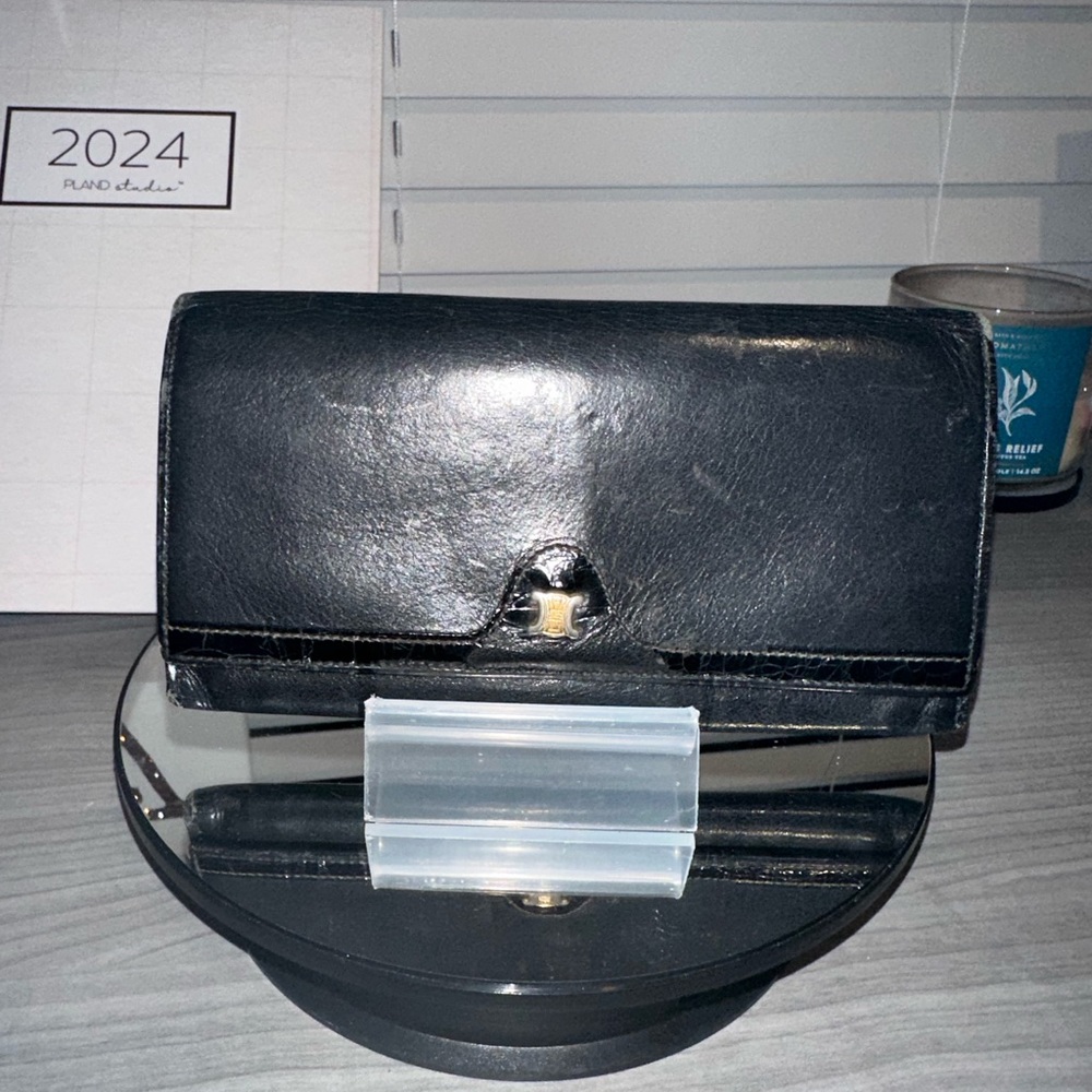 CELINE Long Wallet, Black Leather with Gold Hardware + Triomphe Logo - Picture 14 of 14